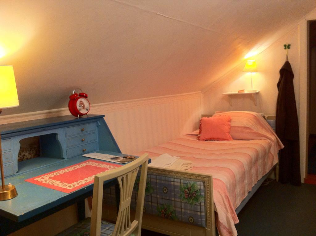 Sparrens Bed And Breakfast Fiskesa Room photo